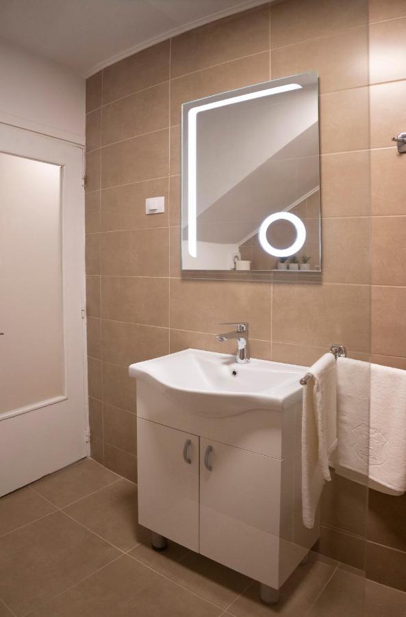 Coban Residence - A4 - Rustic Apartment Braşov Extérieur photo