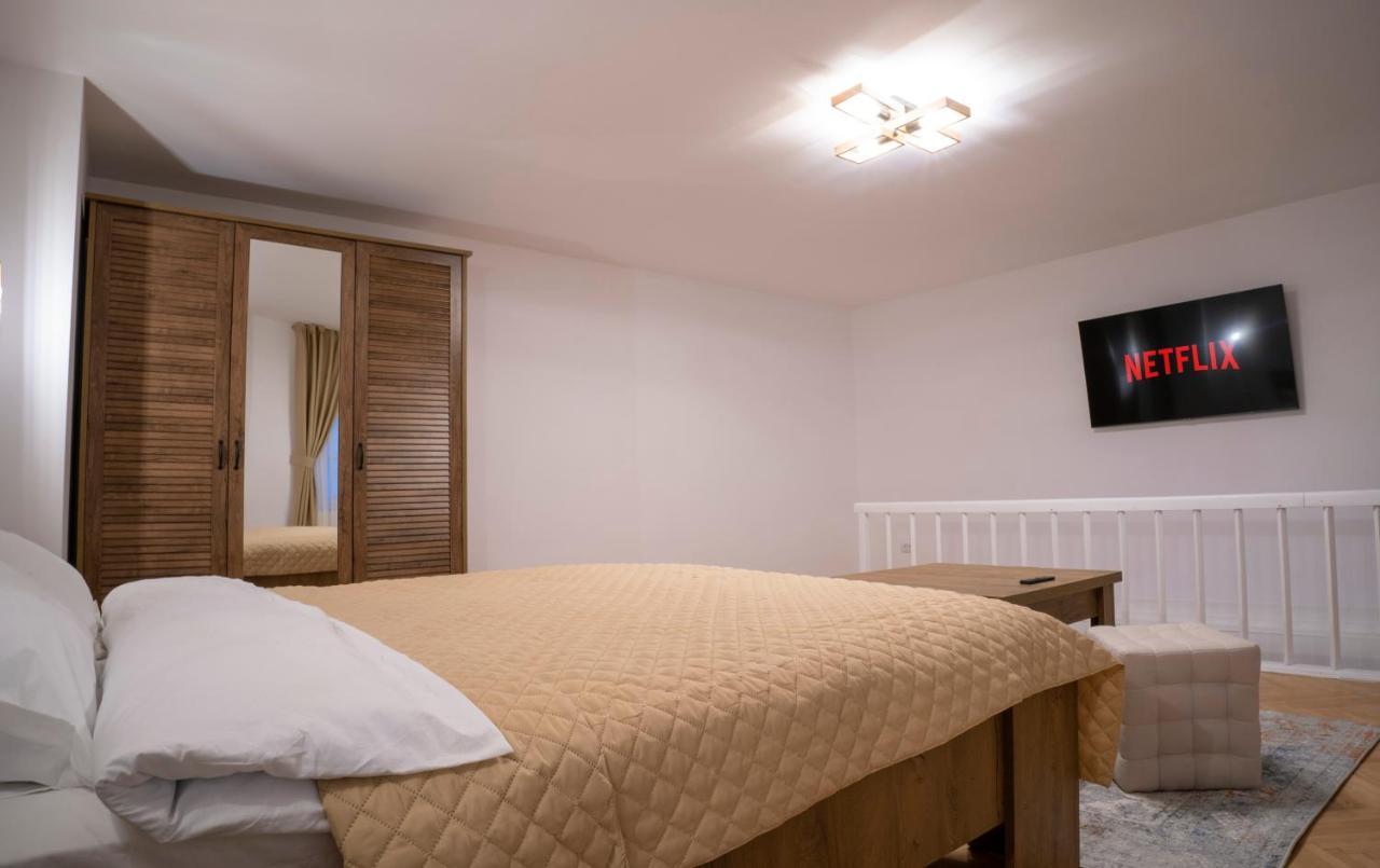 Coban Residence - A4 - Rustic Apartment Braşov Extérieur photo